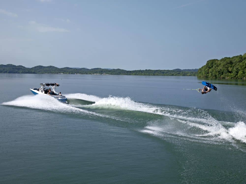 2016 Axis Boats