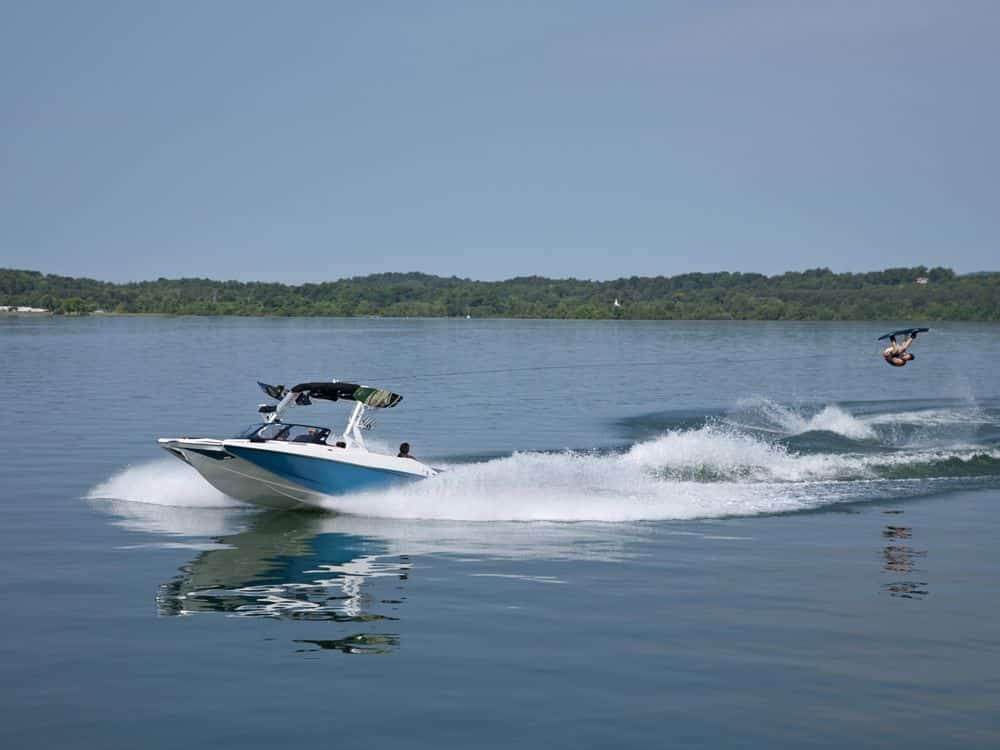 2016 Axis Boats