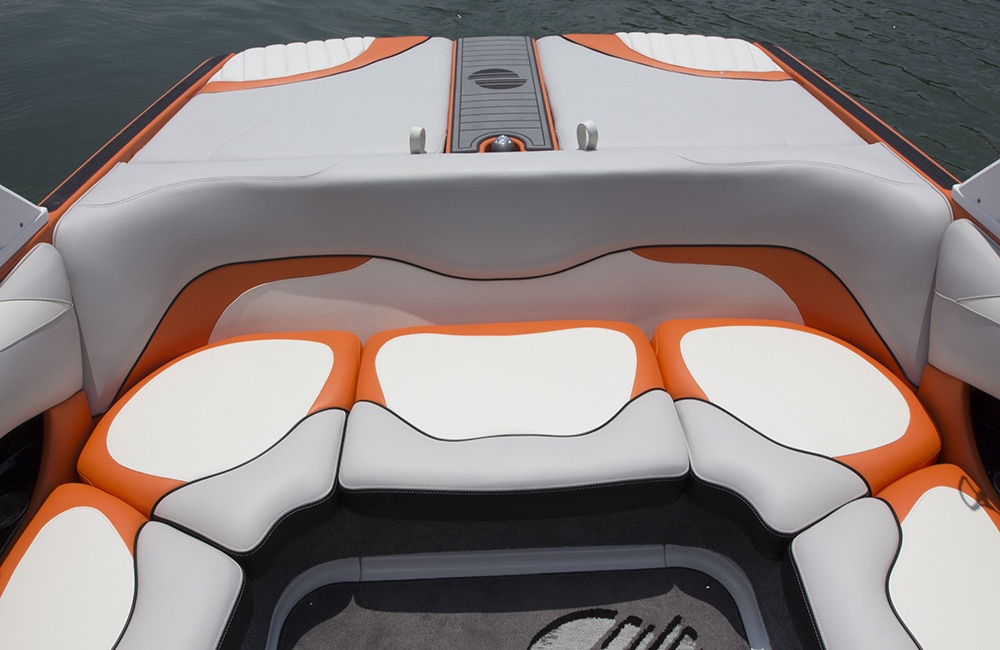 2015 Malibu Boats