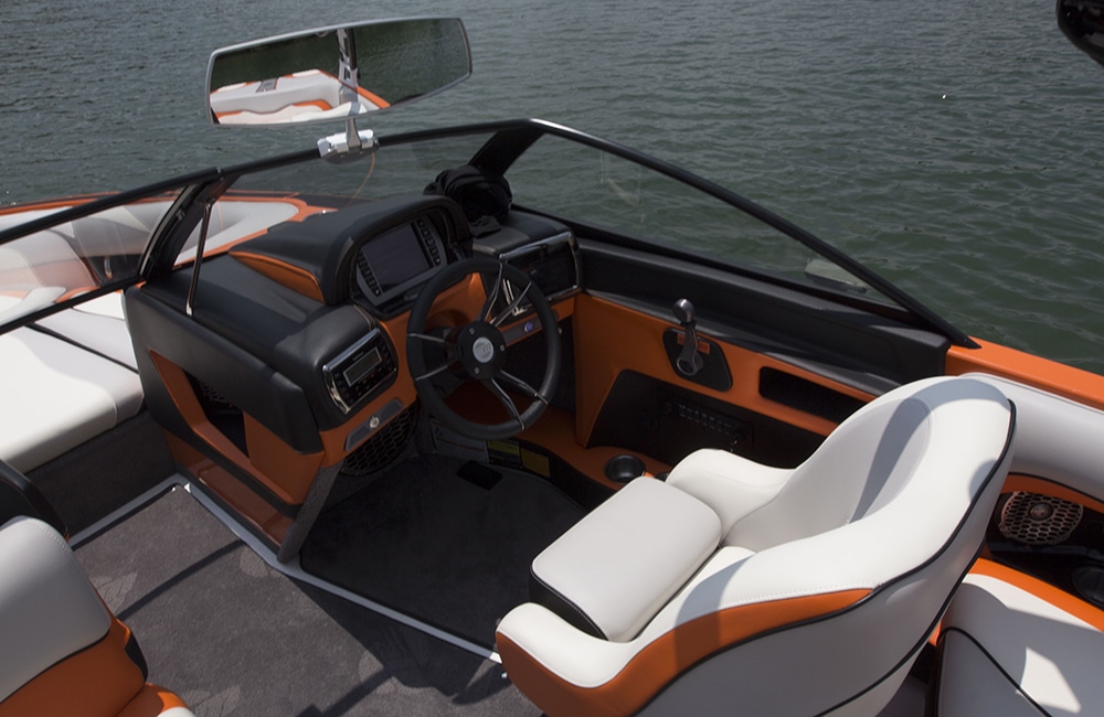 2015 Malibu Boats