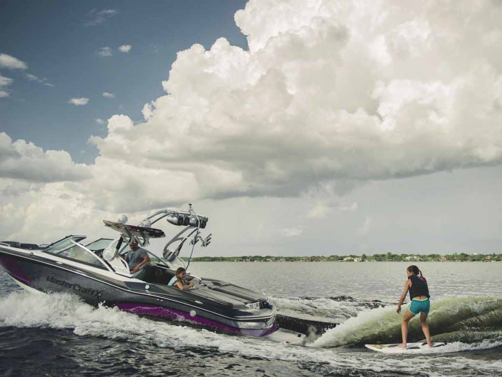 wakeboarding boat