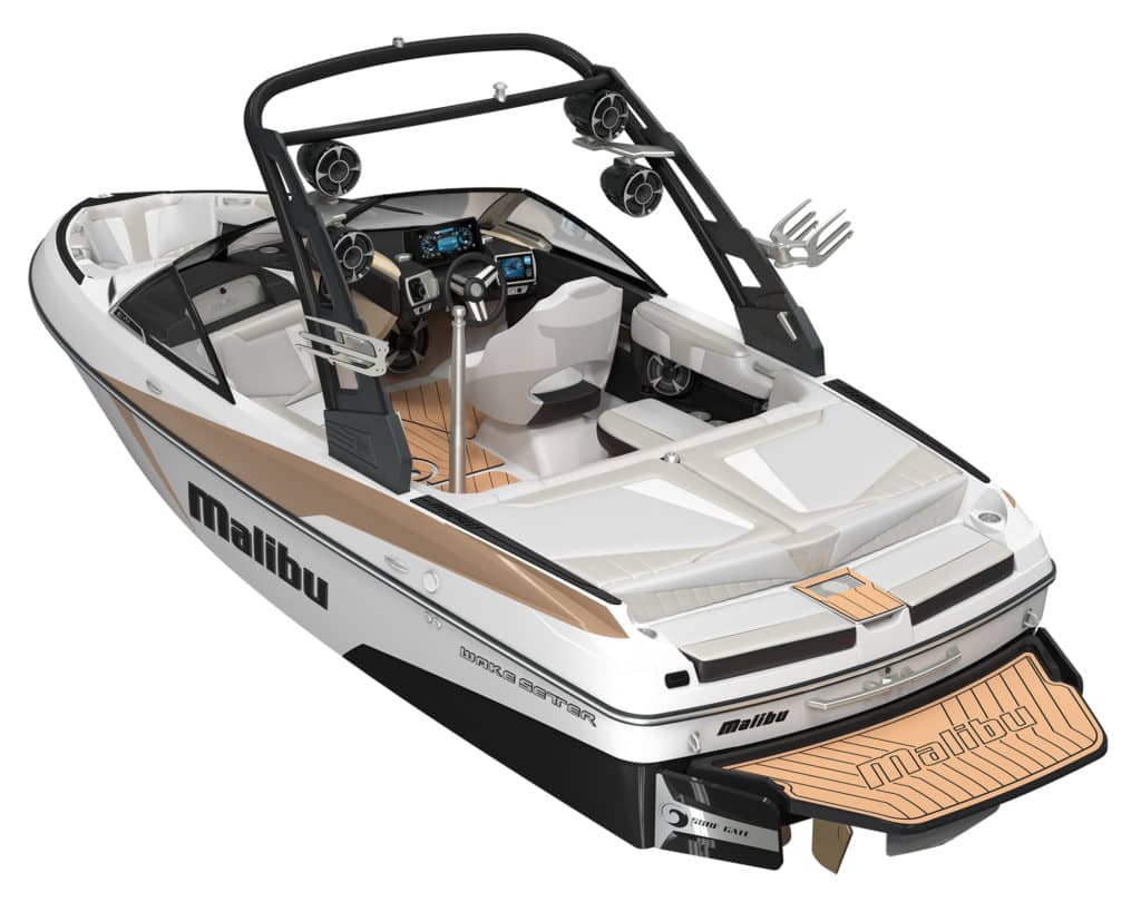 wakesurfing boat