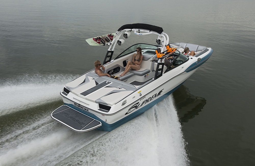 2015 Supreme Boats