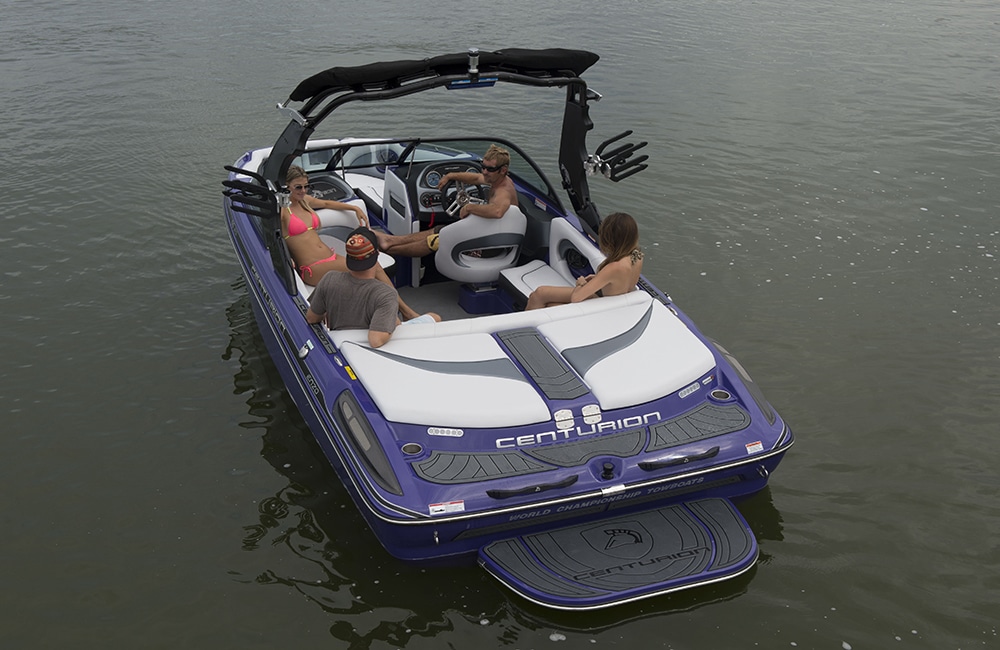 2015 Centurion Boats