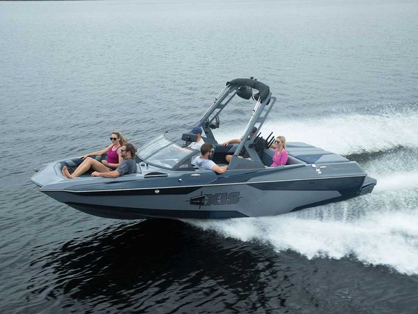 Axis A20 boat 2021