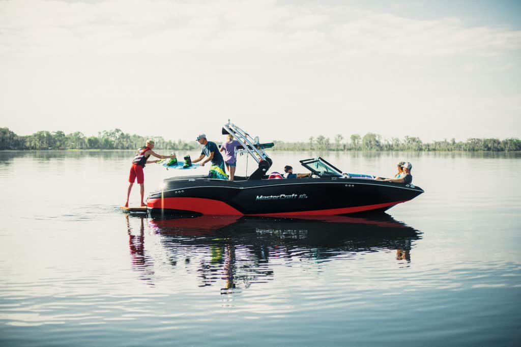 MasterCraft NXT22 getting ready to ride