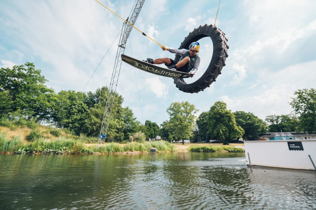 Felix Georgii through a tire