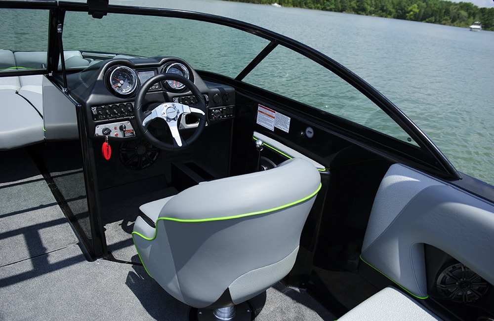 2015 Moomba Boats