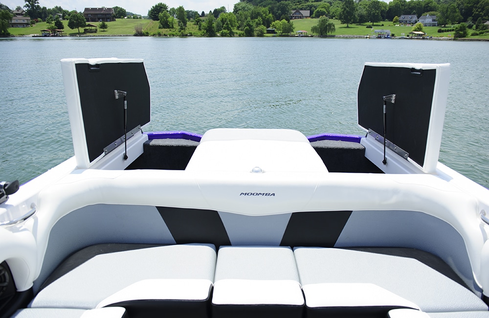 2015 Moomba Boats