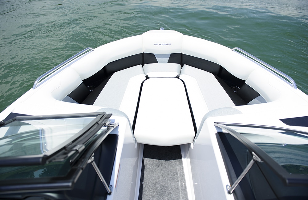 2015 Moomba Boats