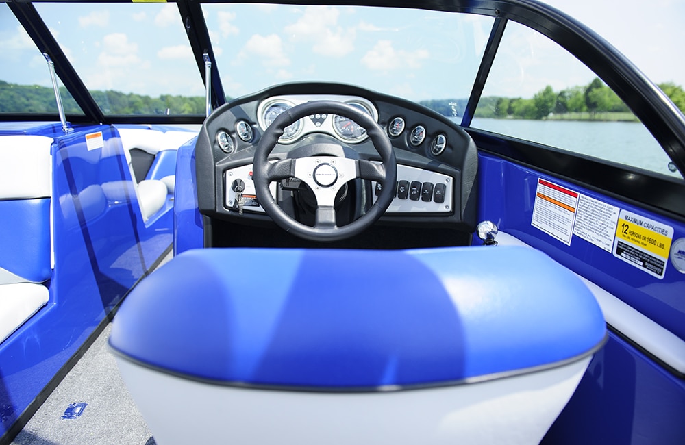 2015 Moomba Boats