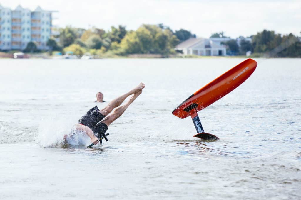 Wake foil wipeout