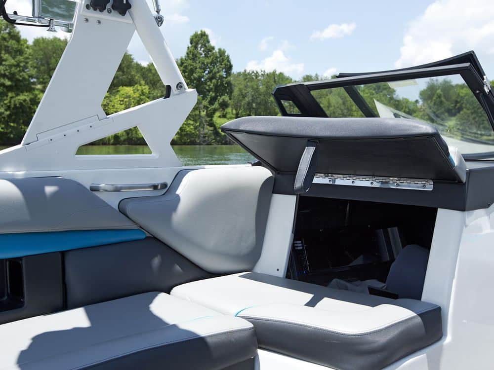 2016 Axis Boats