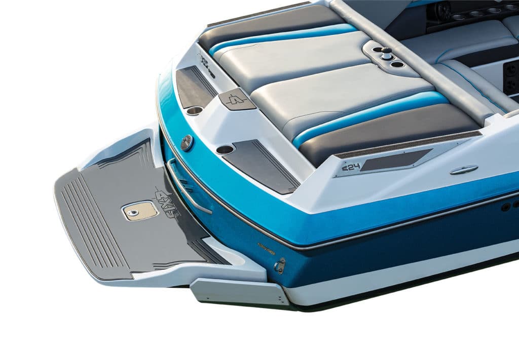 wakeboarding inboard boats