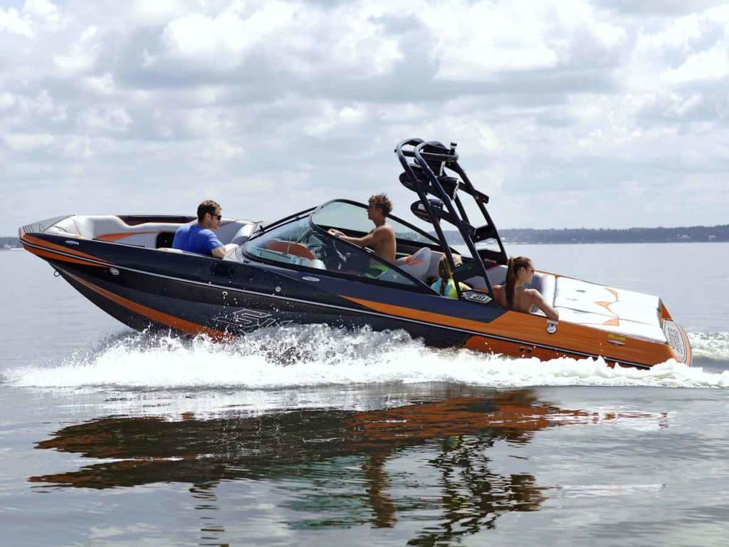 wakeboarding boat