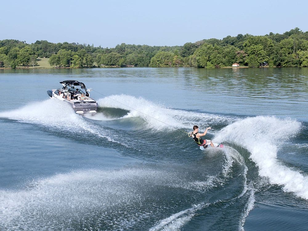 2016 Supra Boats