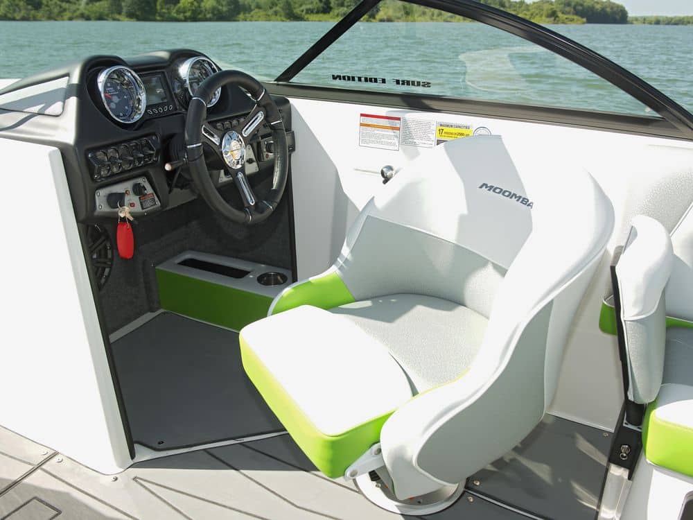 2016 Moomba Boats