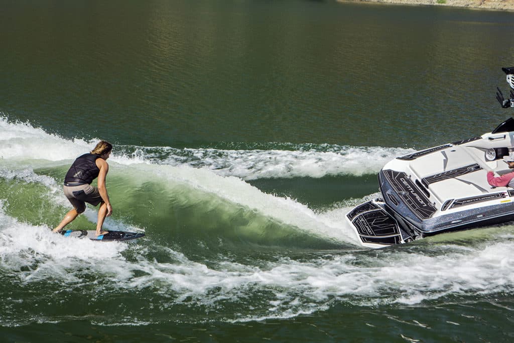 wakeboarding boats