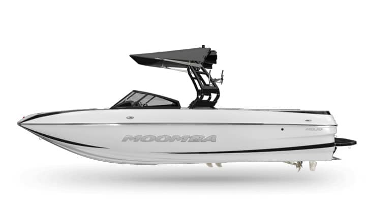 2017 Moomba Boats