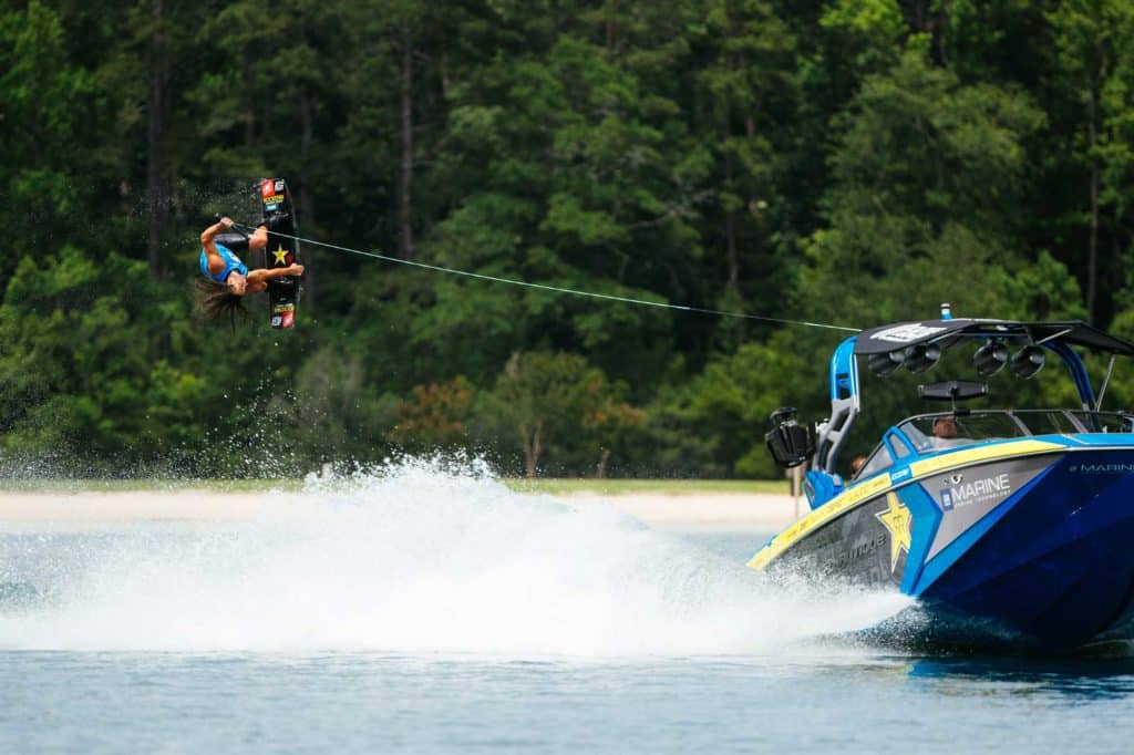 Masters Mayhem - Wakeboarding and Wakeskating Rock Robin Lake