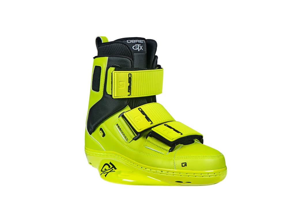 WAKEBOARDING BOOTS