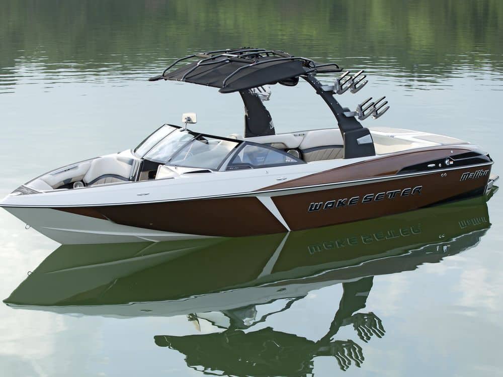 2016 Malibu Boats