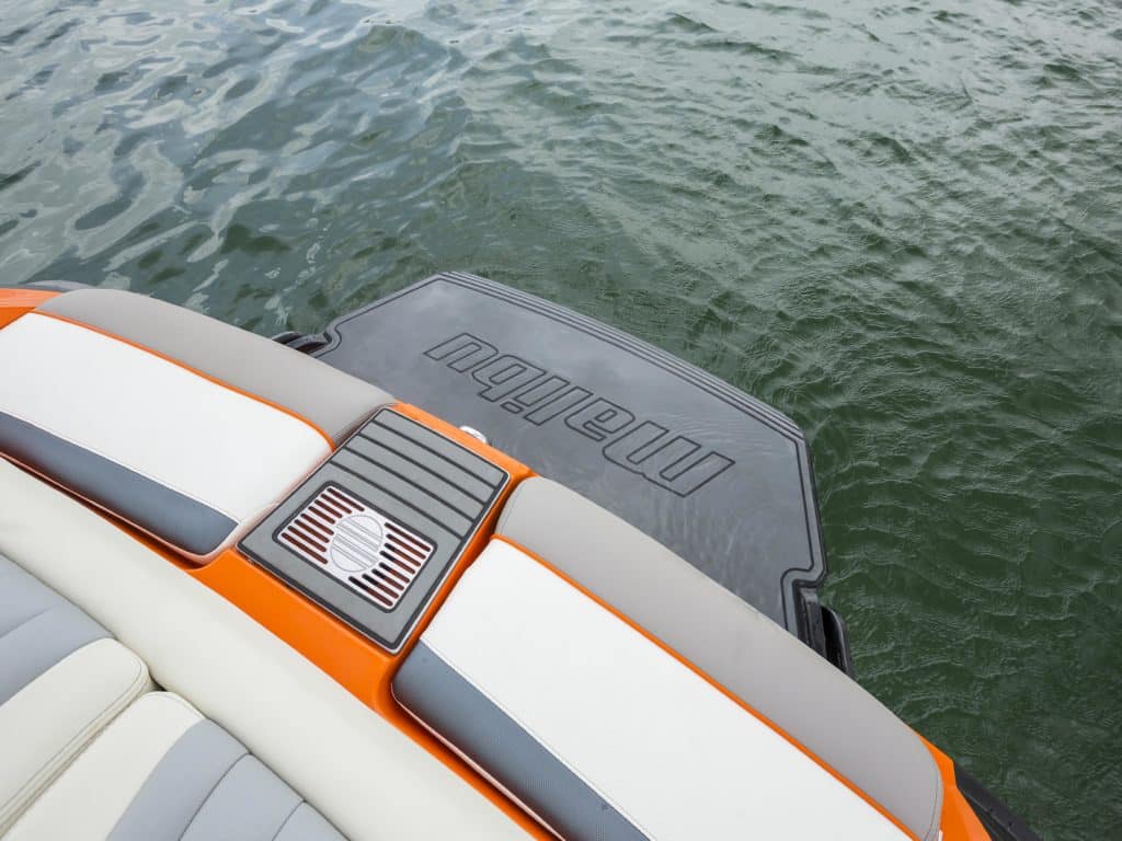 Malibu 20 MXZ platform