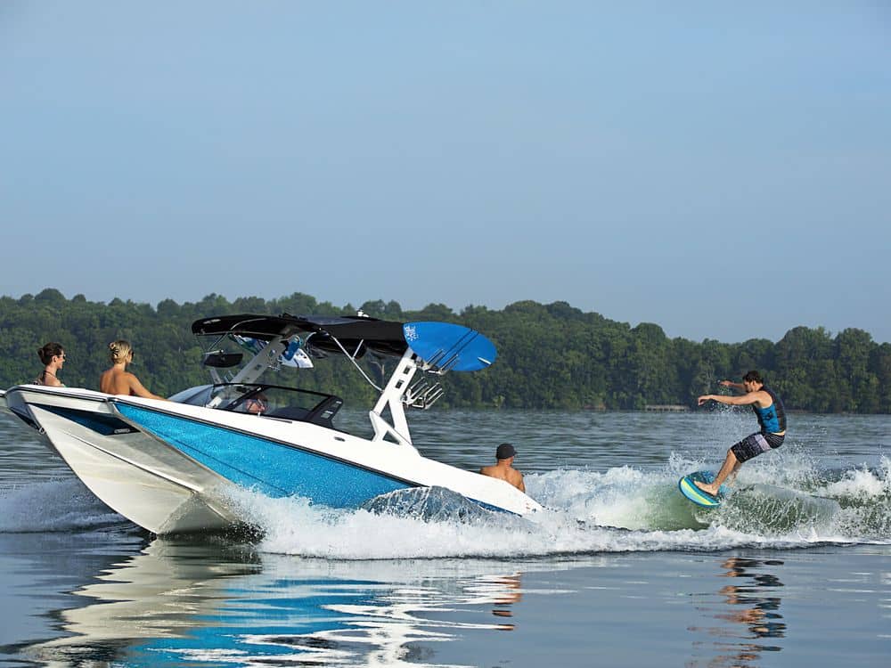 2016 Axis Boats