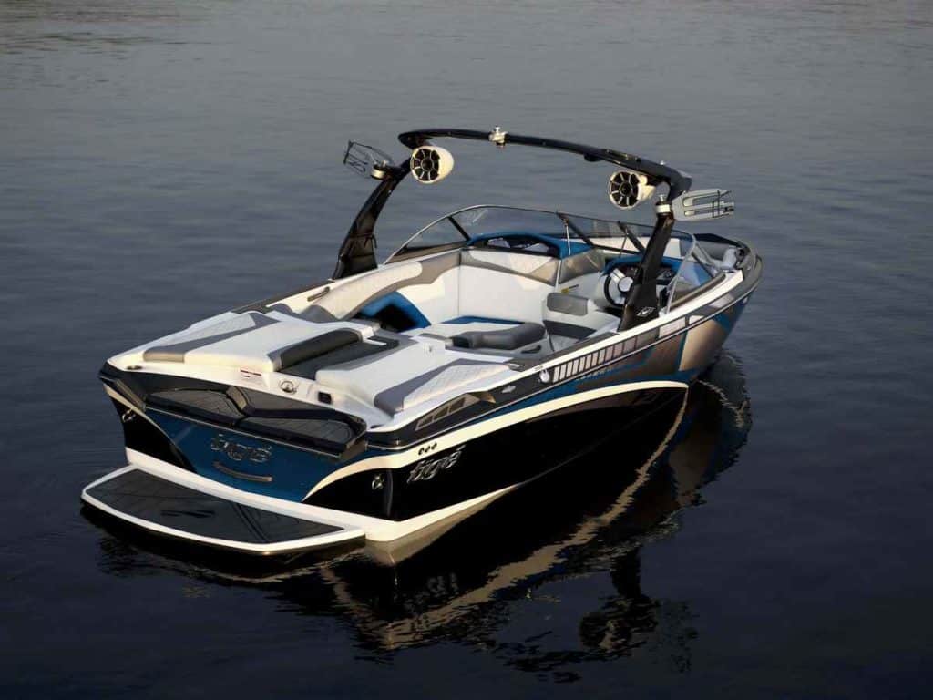 wakeboarding boat