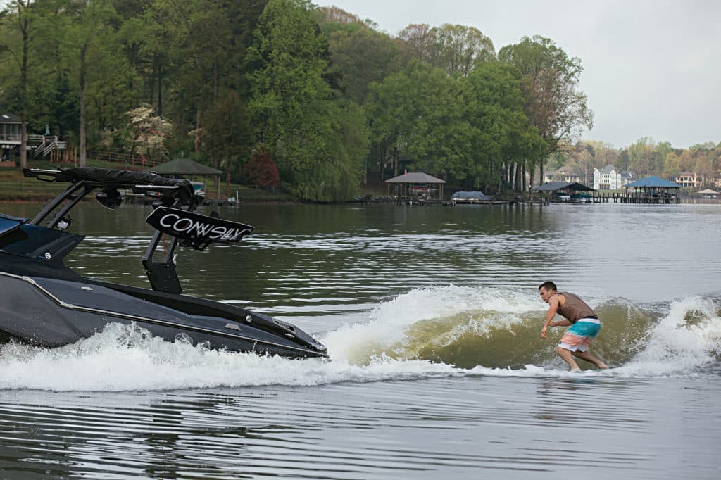 Supreme—Tapered-V Hull