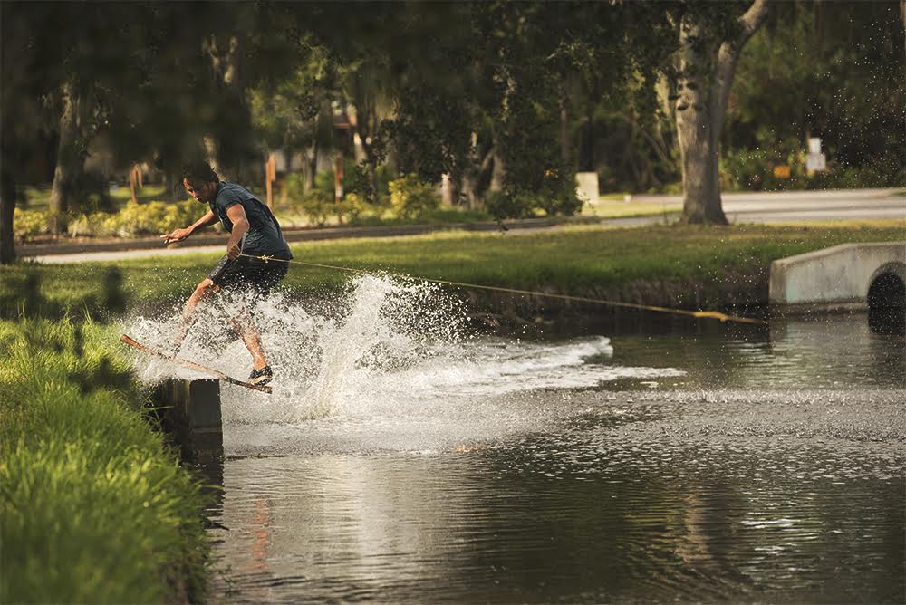 Wakeskating