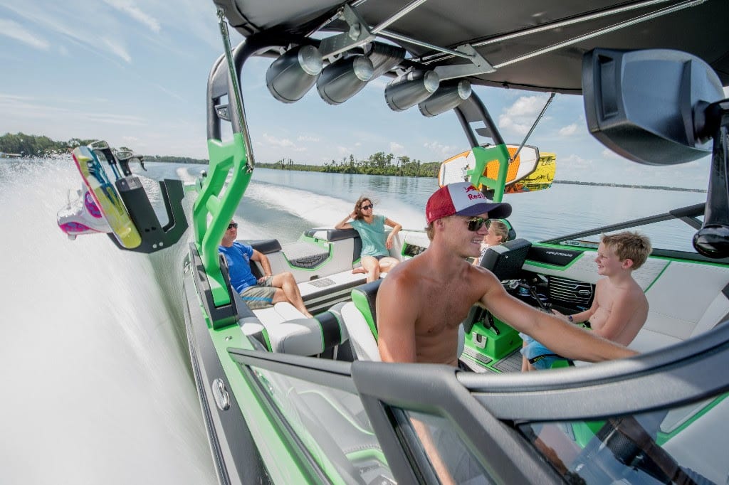 wakeboarding boats