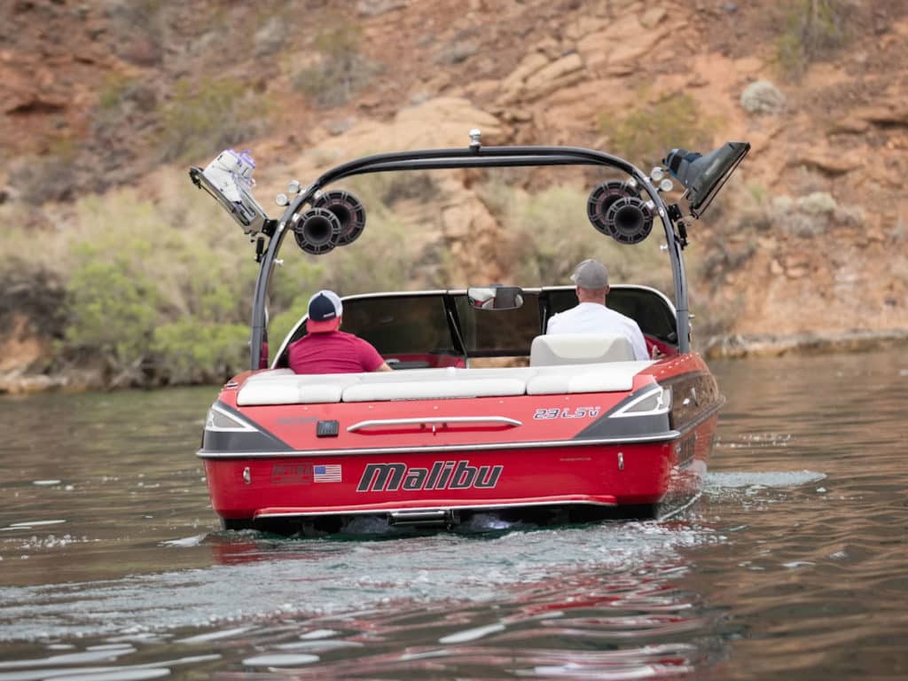 Wake boat equipped with KICKER speakers