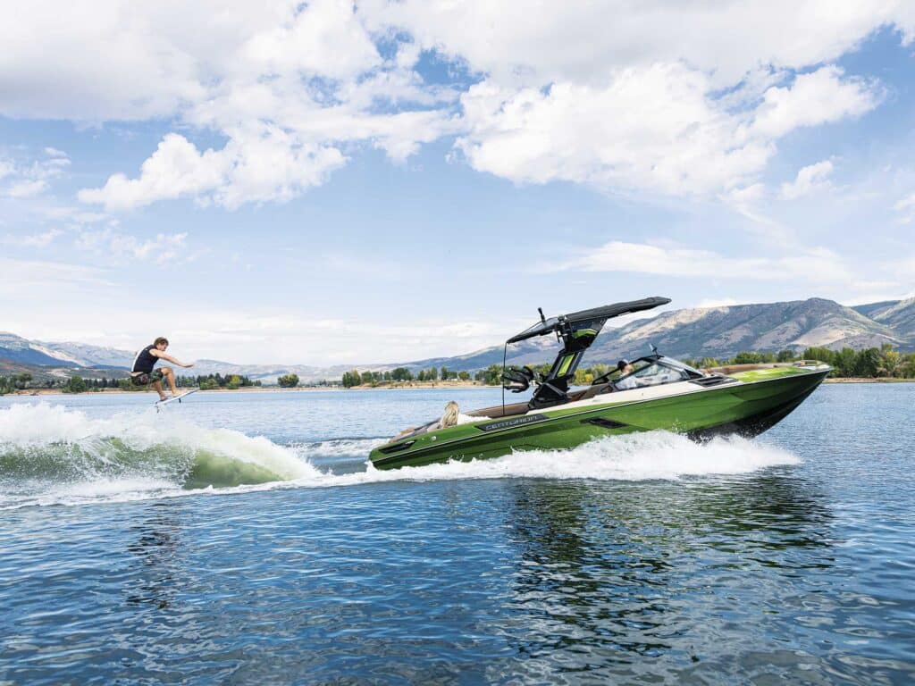 Ri265 wakesurfing