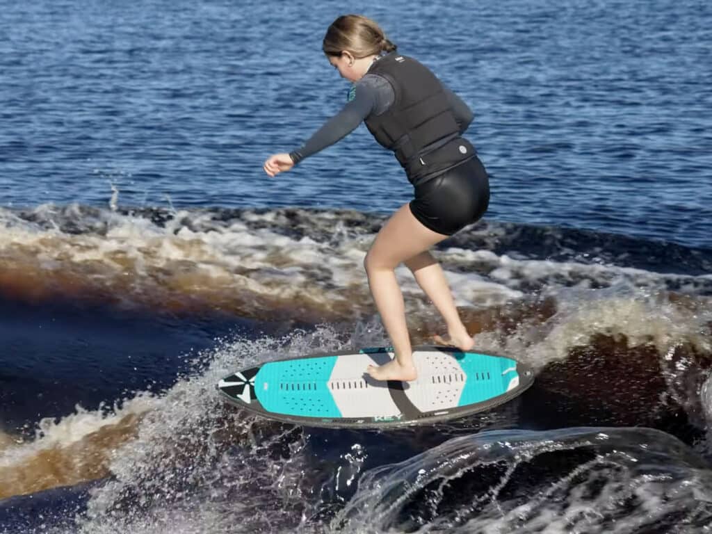 Whitley Stewart wakesurfing