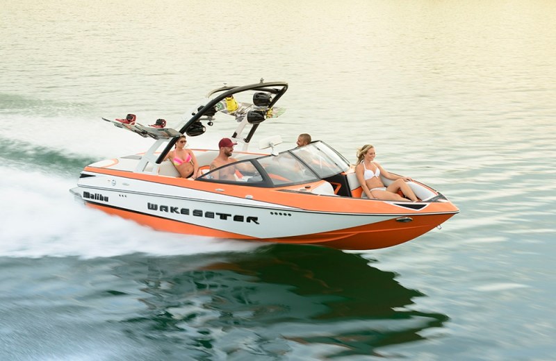 2015 Malibu Boats