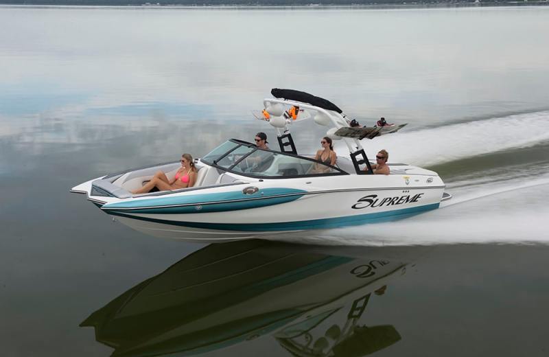 2015 Supreme Boats