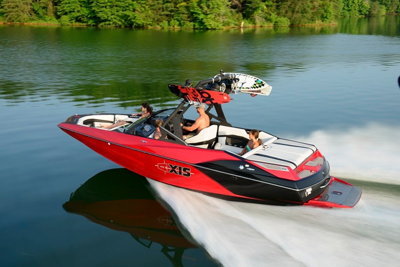 2015 Axis Boats