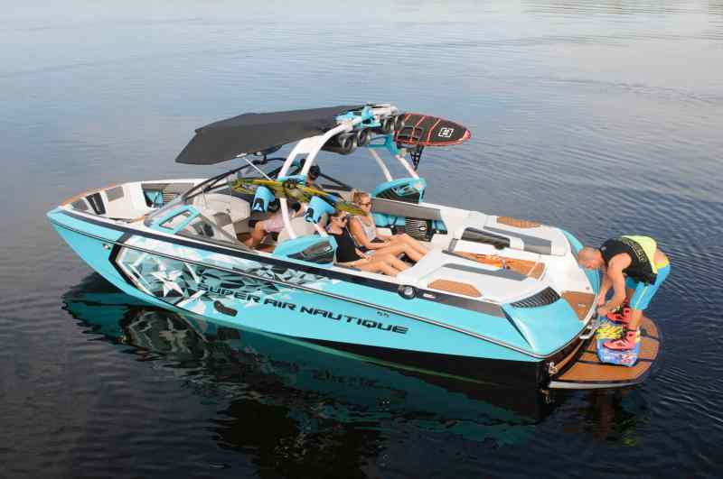 2015 Nautique Boats