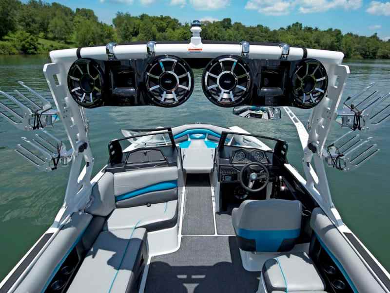 2016 Axis Boats