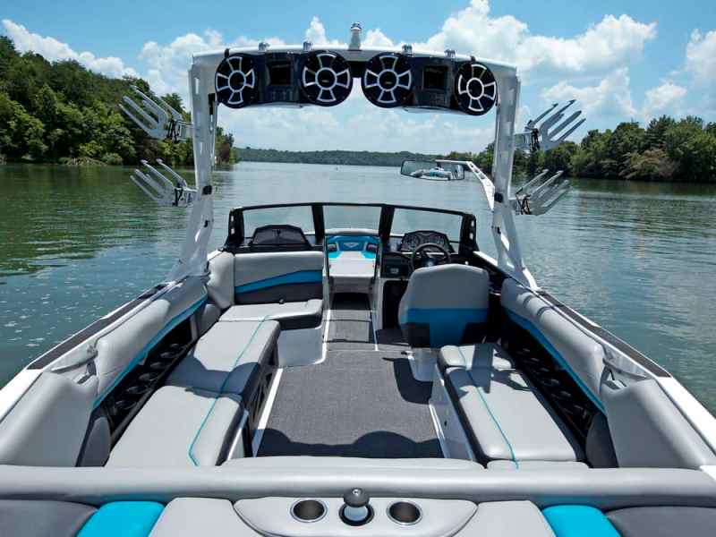2016 Axis Boats