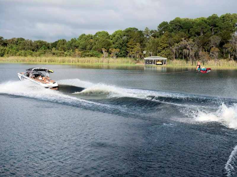 2016 Nautique Boats