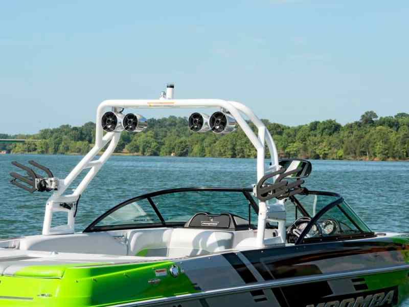 2016 Moomba Boats