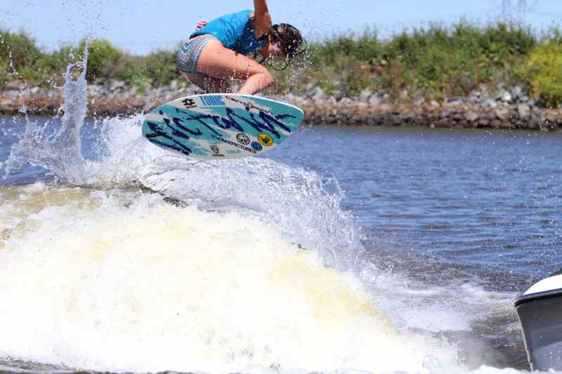 Victoria Skimboards wakesurfing