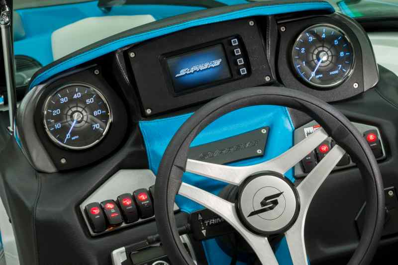 2017 Supreme Boats
