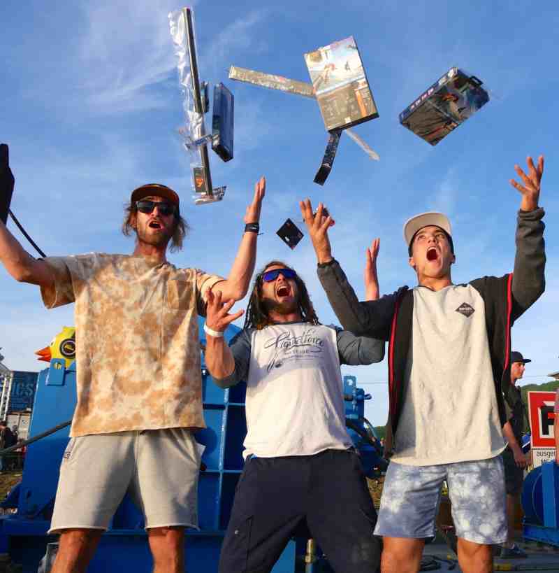 Dominik Hernler, Daniel Fetz and Daniel Grant Join Team SP Gadgets