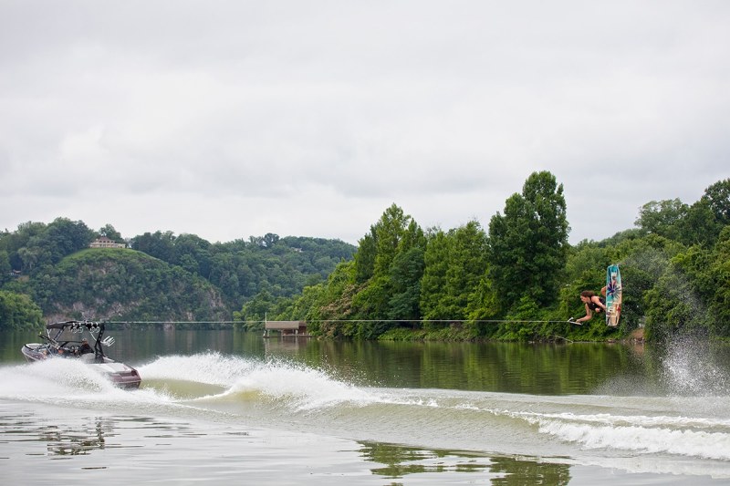 wakeboarding boats