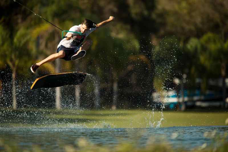 Sessions - Wakeskating the Iconic Battle Falls