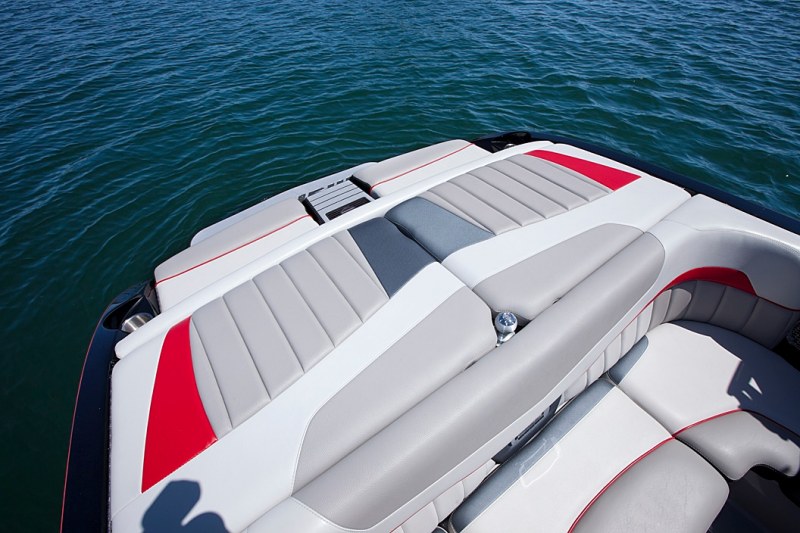 2012 Malibu Boats