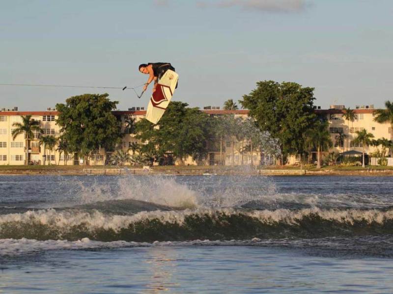 Kai Ditsch wakeboarding